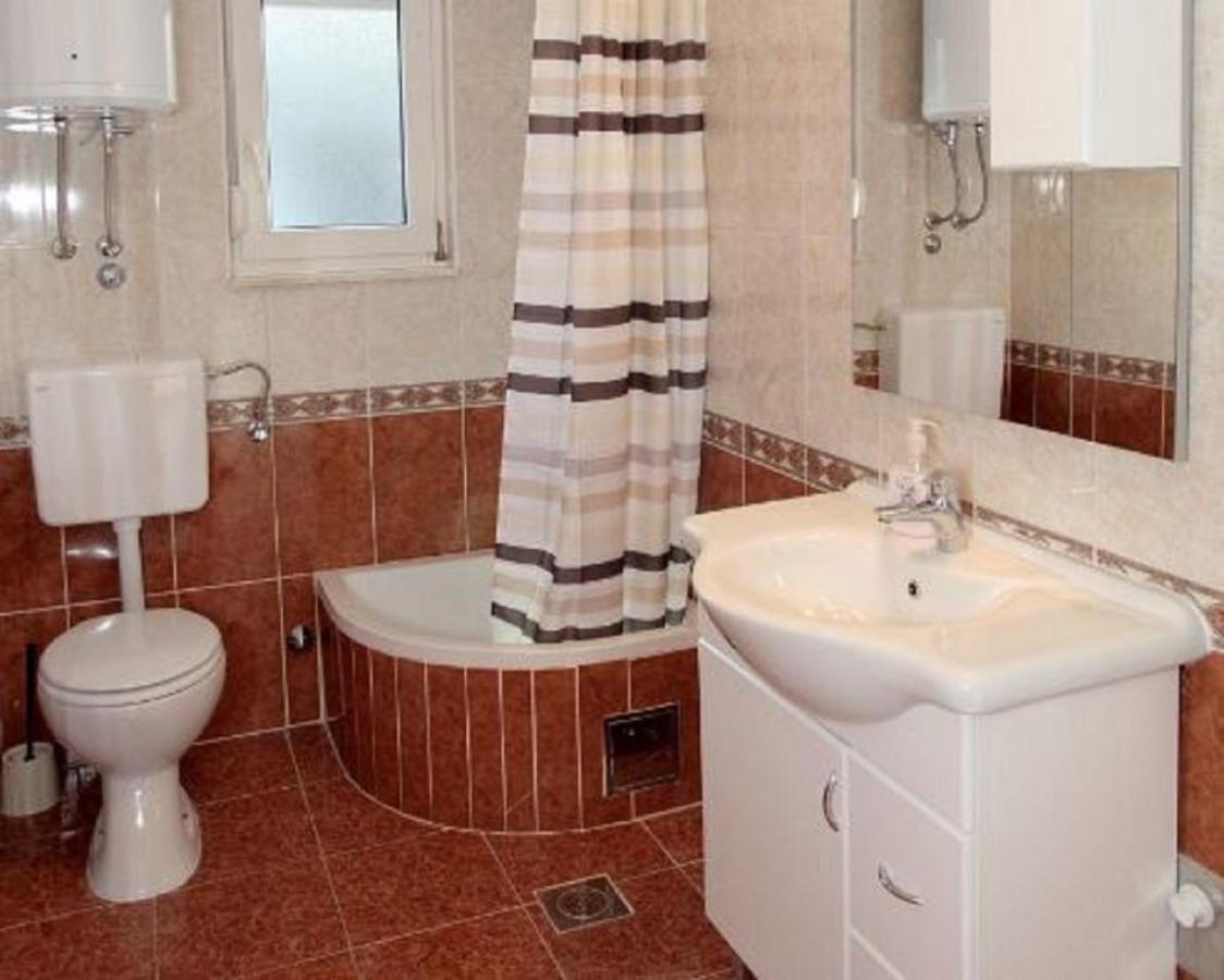 Apartments Maja - Sea View Trogir Exterior foto
