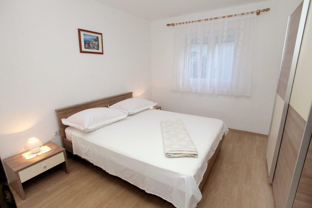 Apartments Maja - Sea View Trogir Exterior foto
