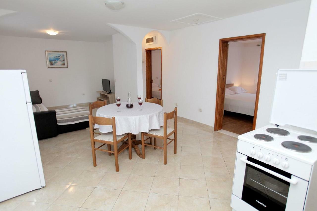 Apartments Maja - Sea View Trogir Exterior foto